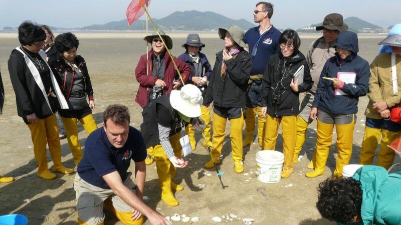 Joint visit to Korean mudflats. CWSS.